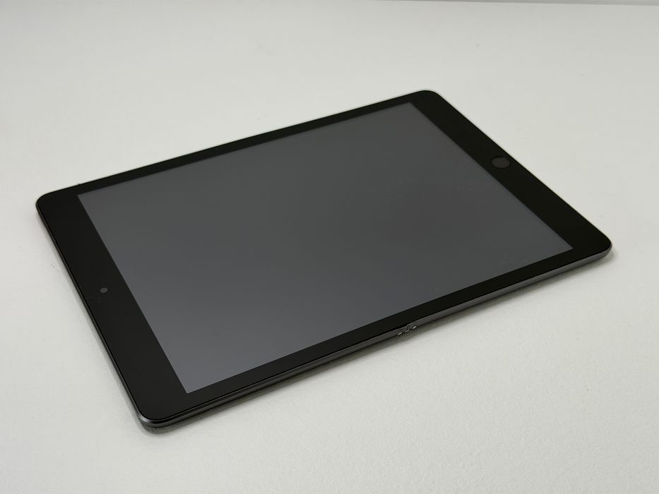 iPad 9. gen. (A2602) - 64GB - faktura VAT 23%