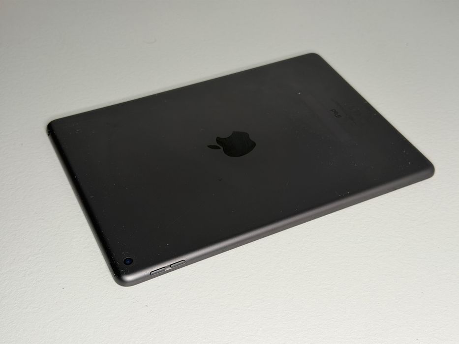 iPad 7. gen. (A2198) - 128GB - Cellular (LTE) - faktura VAT 23%