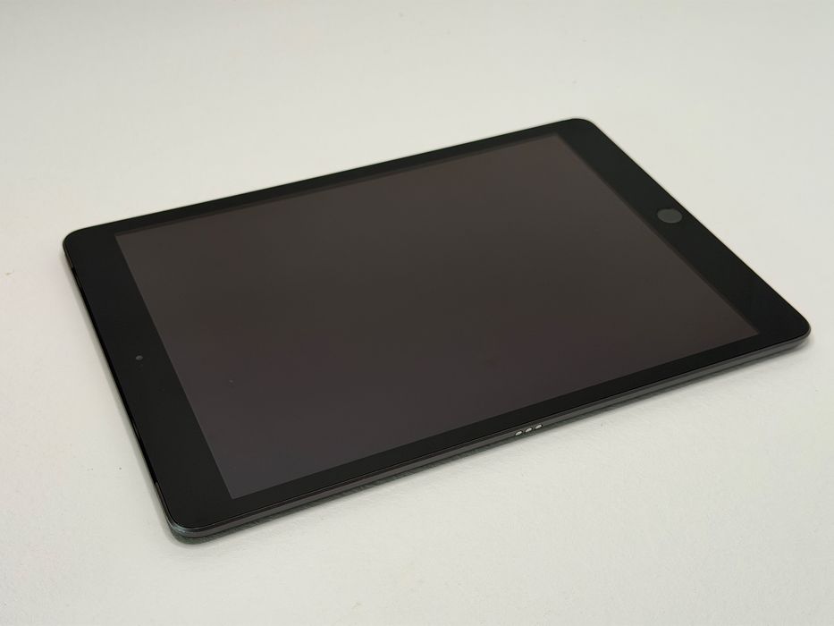 iPad 8. gen. (A2429) - 32GB - Cellular (LTE) - Space Gray - faktura VAT 23%