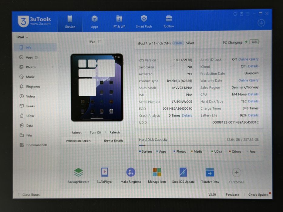 iPad Pro 11 5. gen. (A2836) - Apple M4 - pęknięty - faktura VAT 23%