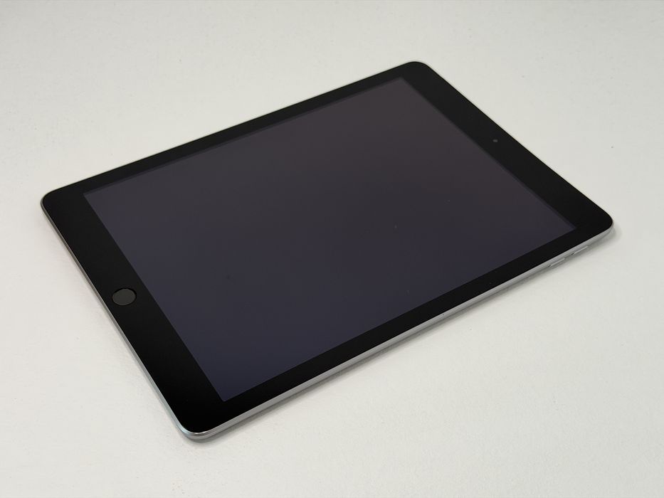 iPad 5 (A1823) - 128GB - Cellular (LTE) - faktura VAT 23%
