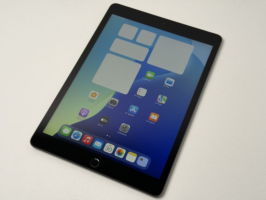 iPad 8. gen. (A2429) - 32GB - Cellular (LTE) - faktura VAT 23%