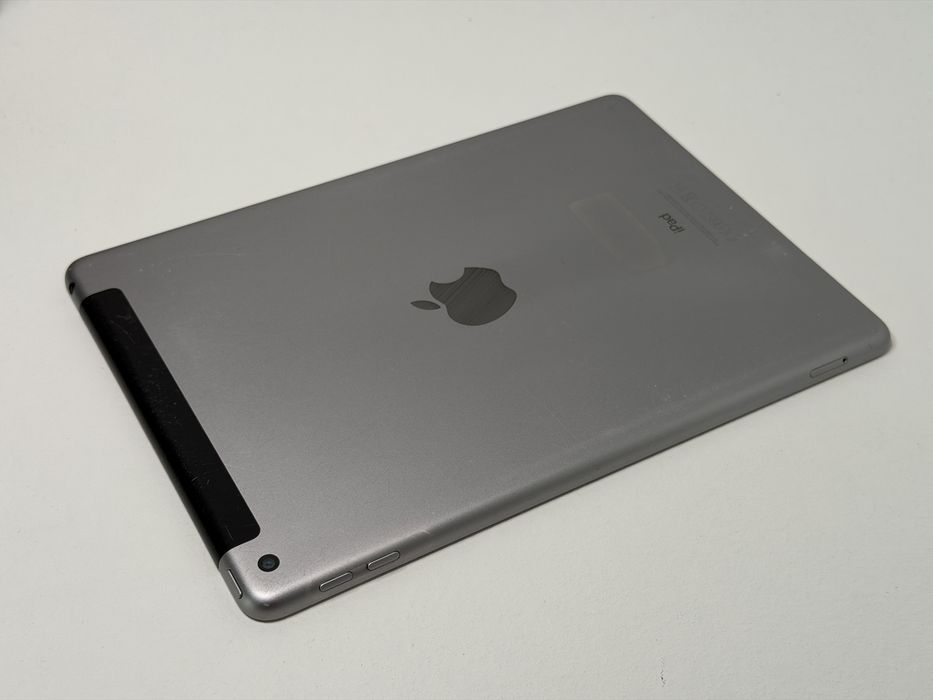 iPad 5 (A1823) - 128GB - Cellular (LTE) - faktura VAT 23%