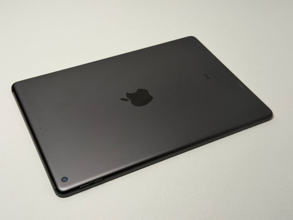 iPad 9. gen. (A2602) - 64GB - faktura VAT 23%
