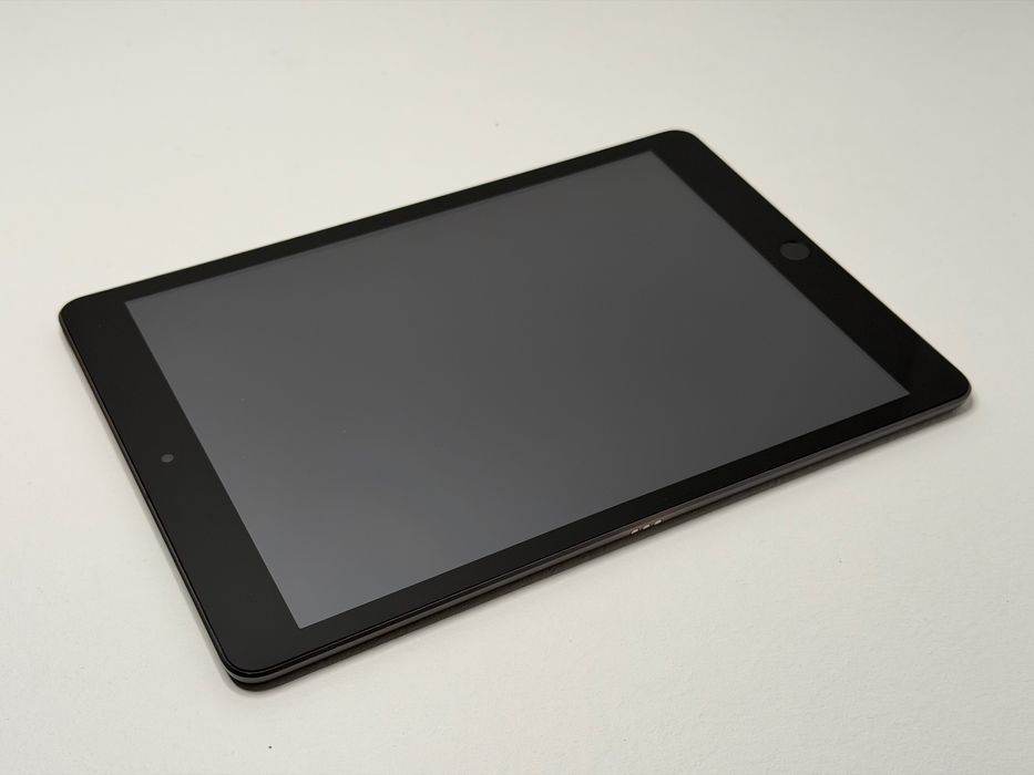 iPad 9. gen. (A2602) - 64GB - faktura VAT 23%