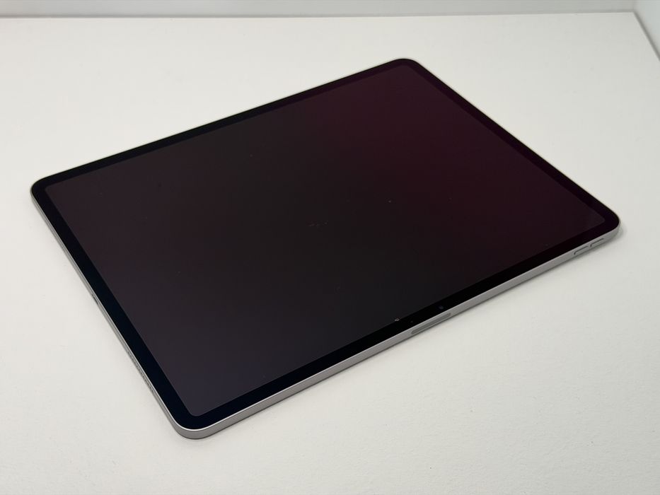 iPad Air 6 13 (A2898) - 256GB - Apple M2 - wada - faktura VAT 23%