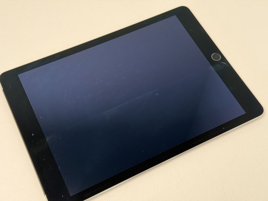 iPad Air 2 (A1567) - 128GB - Cellular (LTE) - faktura VAT 23%