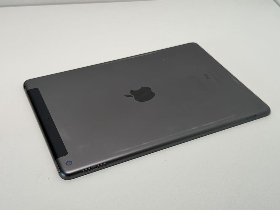iPad 8. gen. (A2429) - 32GB - Cellular (LTE) - Space Gray - faktura VAT 23%