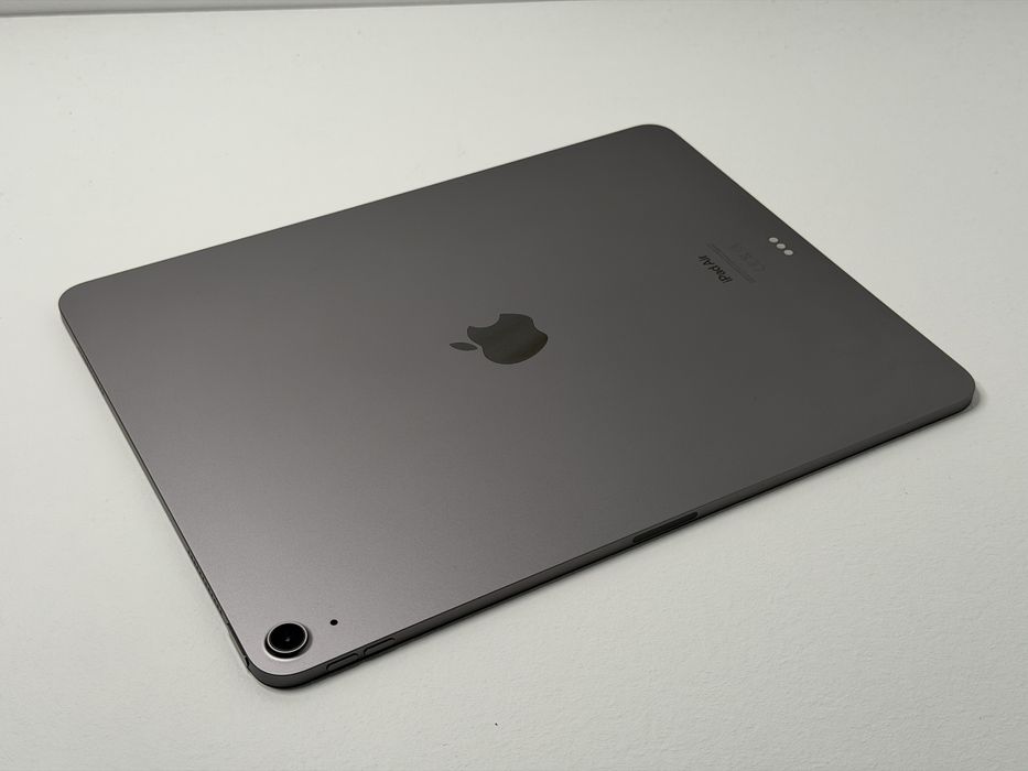 iPad Air 6 13 (A2898) - 128GB - Apple M2 - wada - faktura VAT 23%