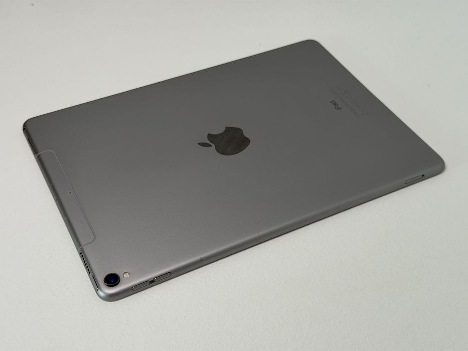 iPad Pro 10.5 (A1709) - 64GB - Cellular (LTE) - faktura VAT 23%