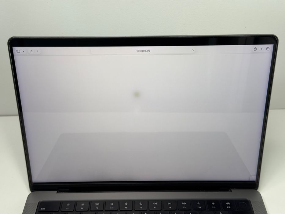 MacBook Pro 14 (A2442) - M1 Pro/16GB/512GB - faktura VAT 23%