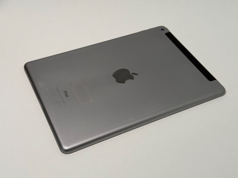 iPad 5 (A1823) - 128GB - Cellular (LTE) - faktura VAT 23%